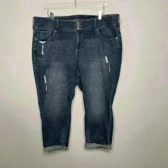 Torrid Cropped  Button Jegging Distressed Jean #84 - Picture 1 of 6